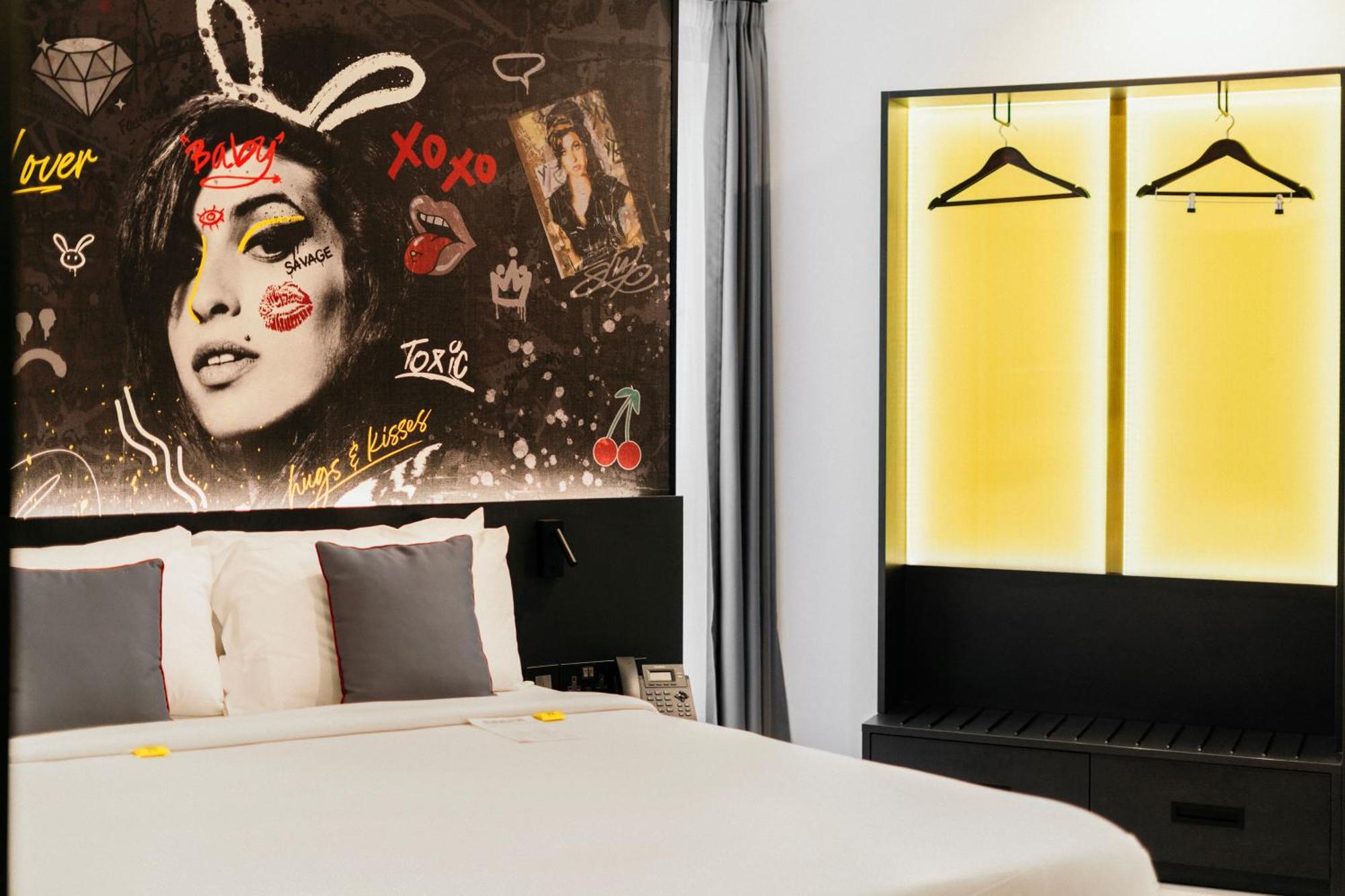 So City Hotel Adults Only Saint Julian's Ngoại thất bức ảnh